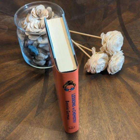 Lessons in Chemistry Book Hard Cover - Picture 4 of 8